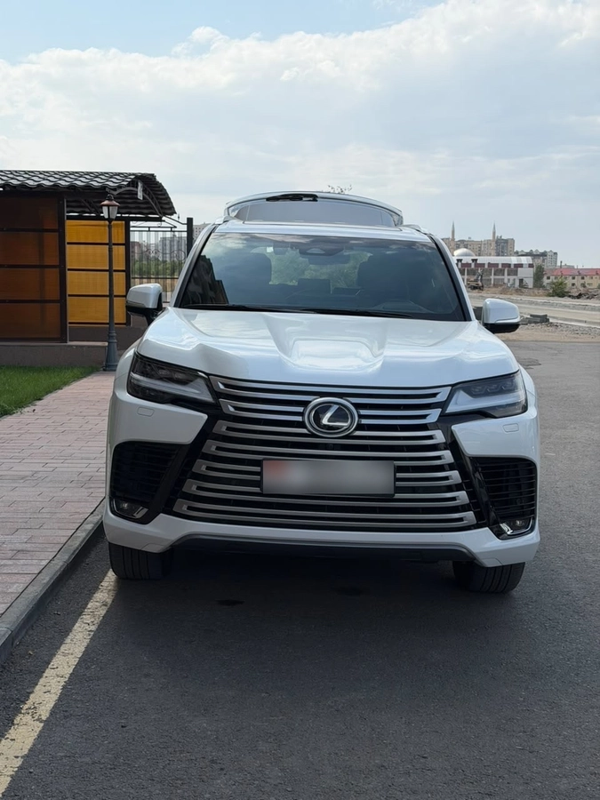 Lexus LX, 2025 — фото 2 из 12