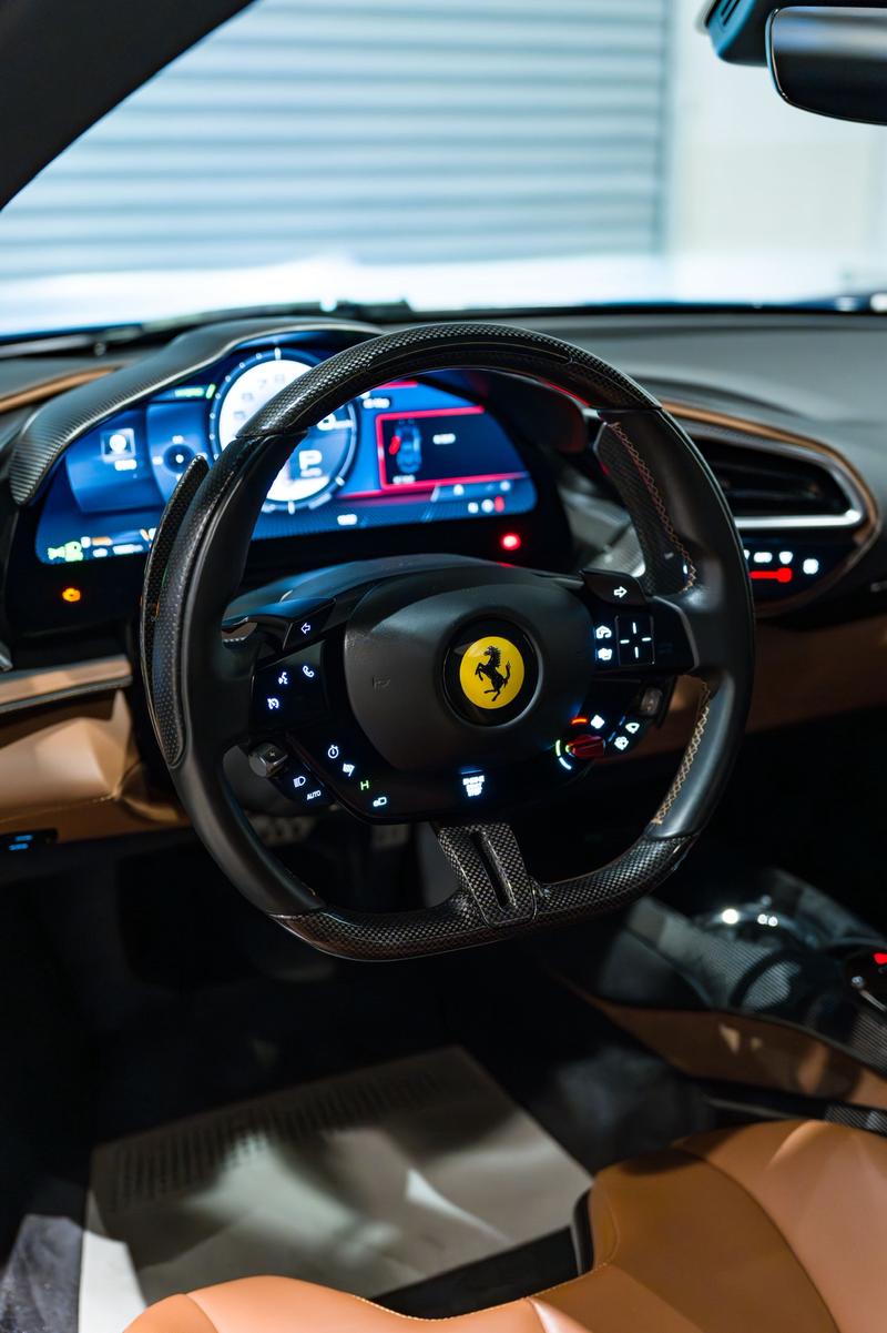 Ferrari 296, 2022 — фото 7 из 9
