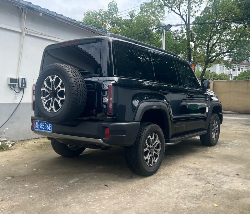 BAIC Beijing BJ40, 2025 — фото 6 из 10