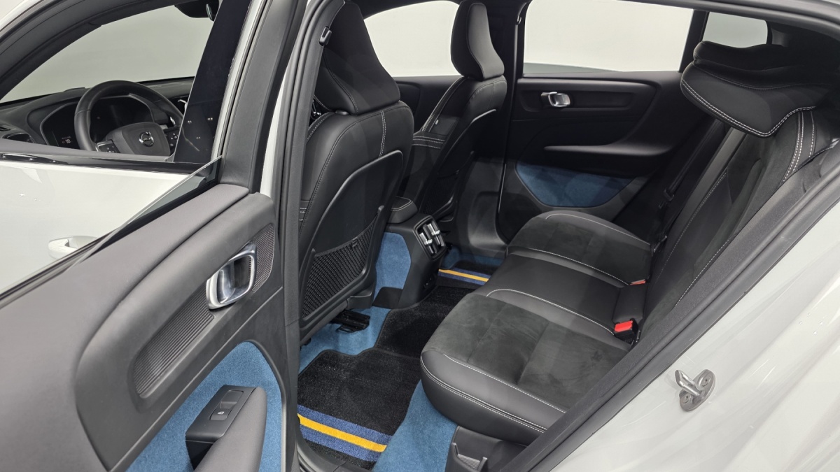 Volvo C40, 2022 — фото 11 из 12