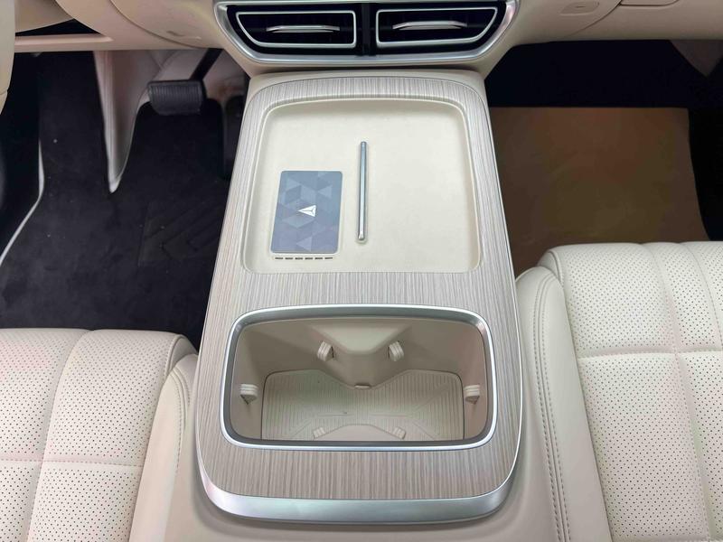 Changan Deepal S09, 2025 — фото 5 из 9
