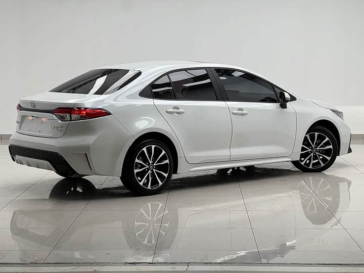 Toyota Levin, 2022 — фото 5 из 9