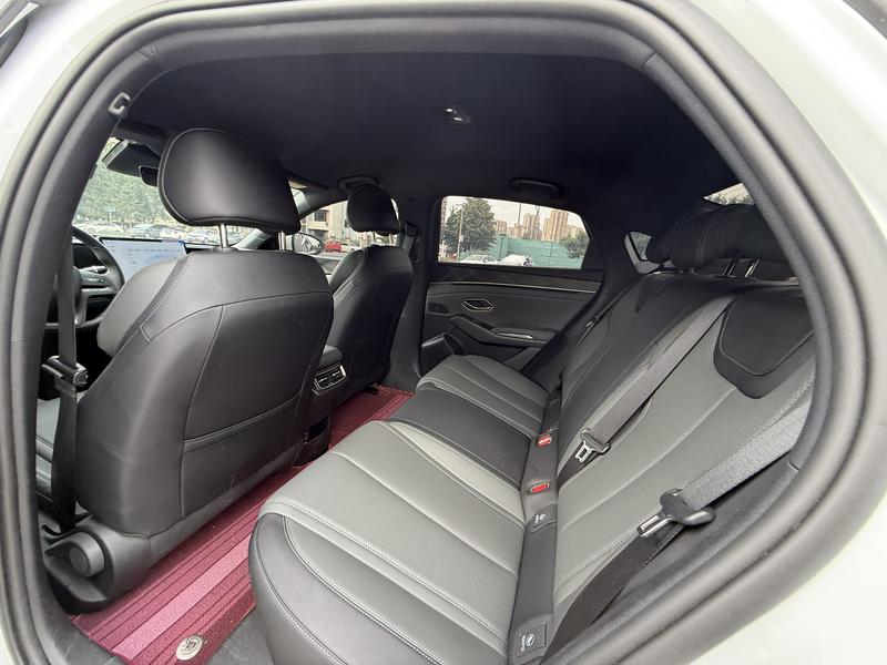 BYD Qin L, 2025 — фото 9 из 10