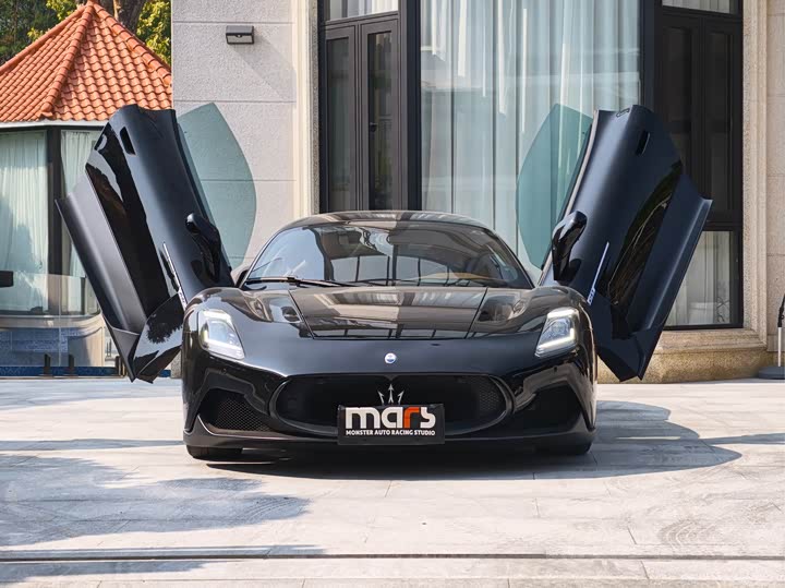 Maserati MC20, 2022 — фото 6 из 9