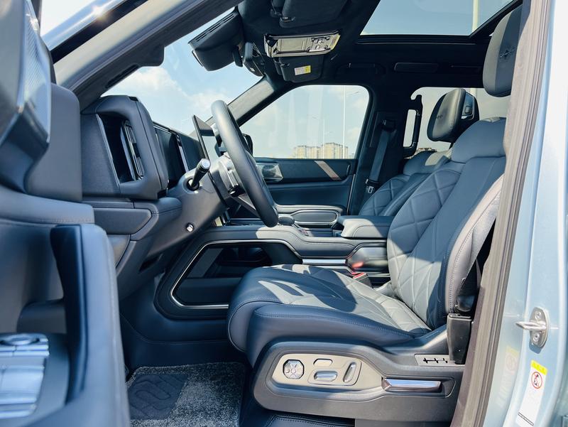 BYD FangChengBao Leopard 8, 2024 — фото 10 из 12