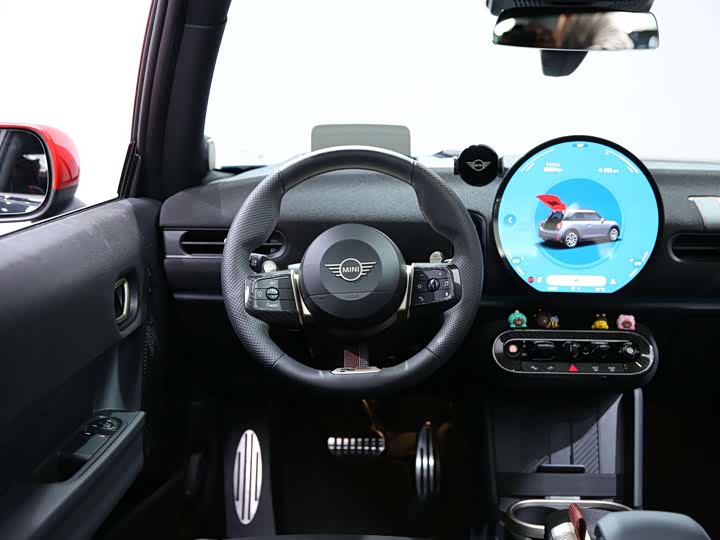 Mini Mini JCW, 2025 — фото 8 из 9