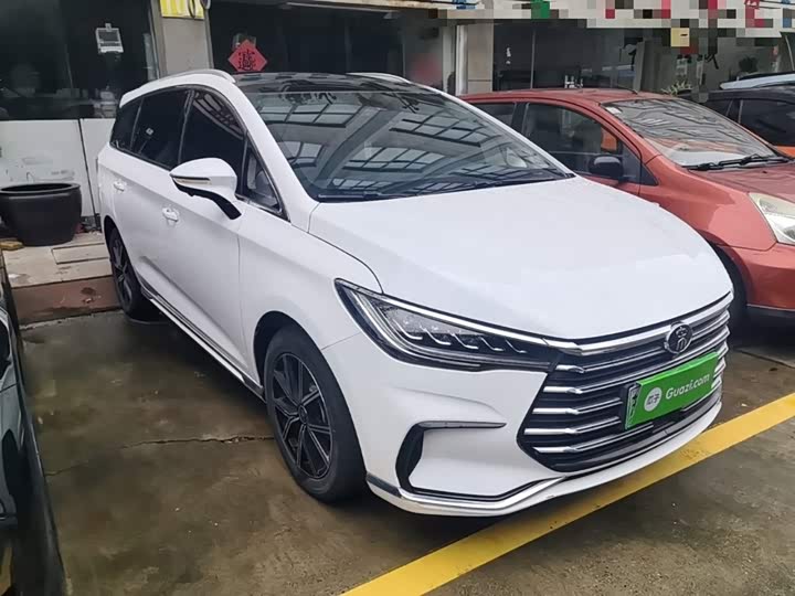 BYD Song Max Hybrid, 2022 — фото 4 из 9