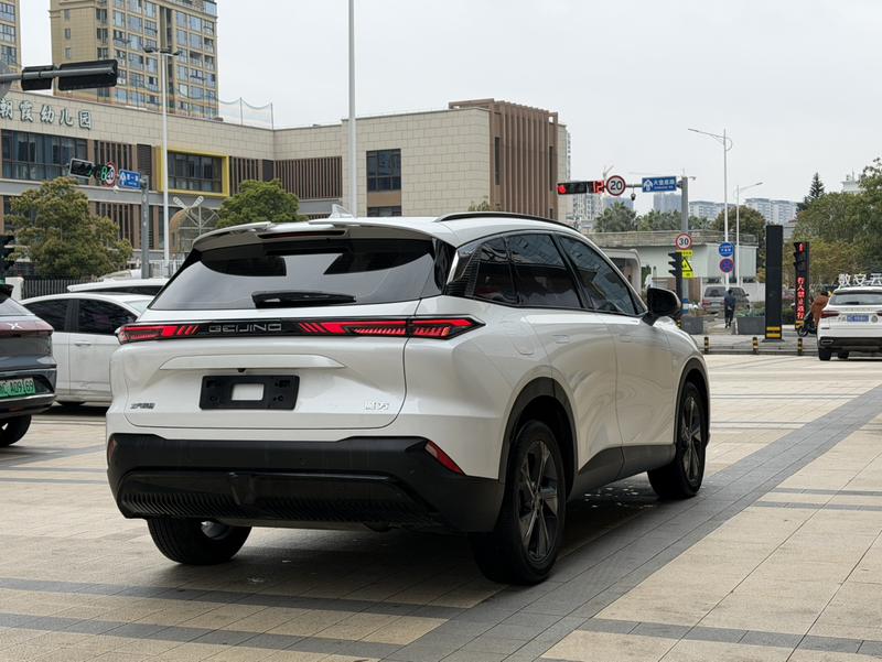 Beijing X55 (Mofang), 2023 — фото 6 из 10