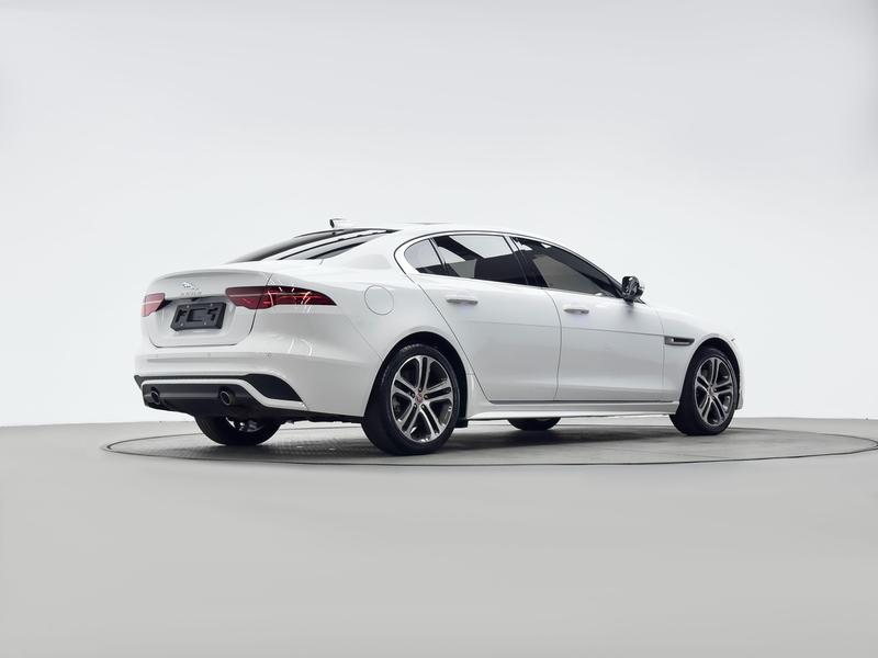 Jaguar XE L, 2022 — фото 7 из 12