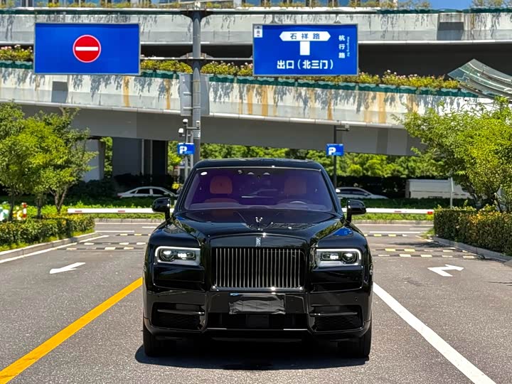 Rolls-Royce Cullinan, 2022 — купить в Туле под ключ