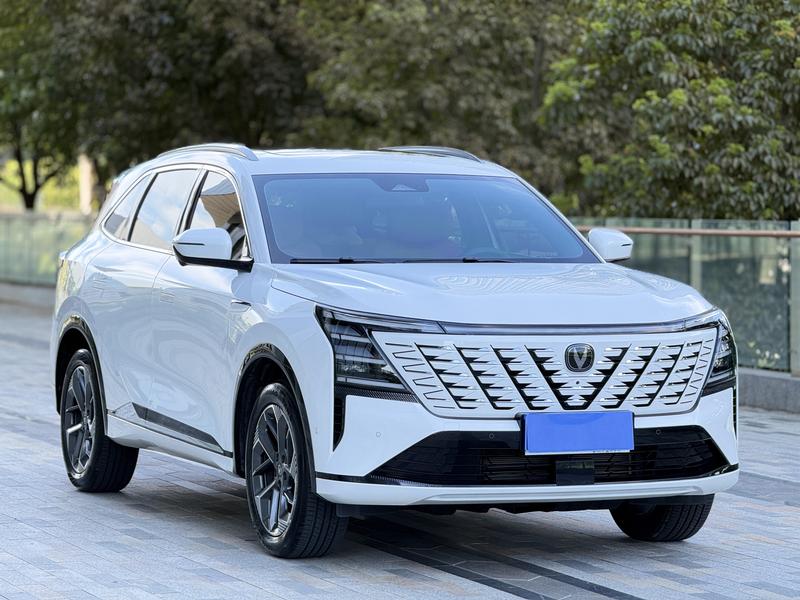 Changan CS75 Plus, 2025 — фото 3 из 10
