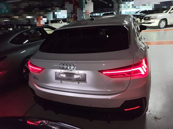 Audi Q3 Sportback, 2022 — фото 6 из 9