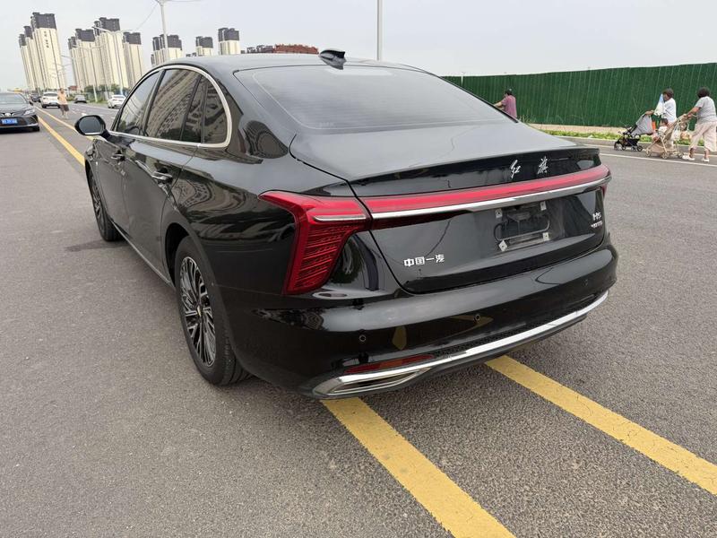 Hongqi H5, 2025 — фото 3 из 10