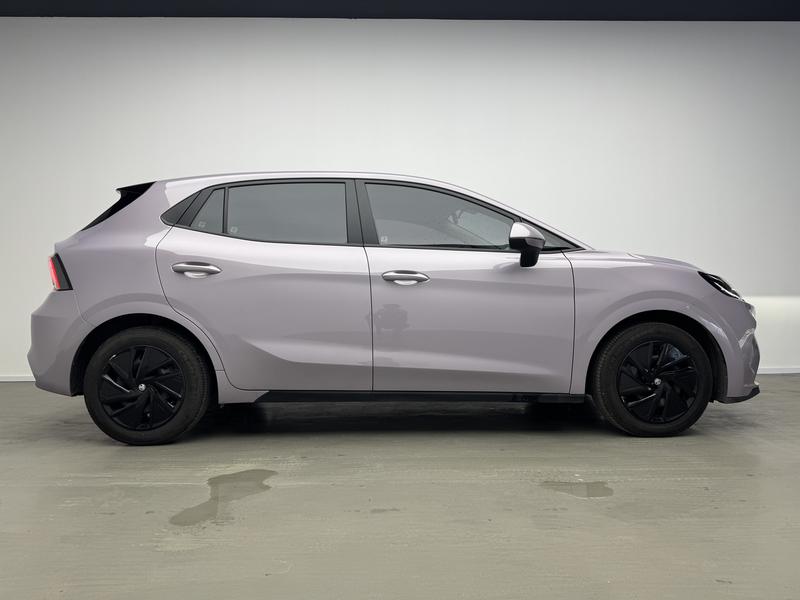MG Motor 4 EV, 2025 — фото 8 из 12