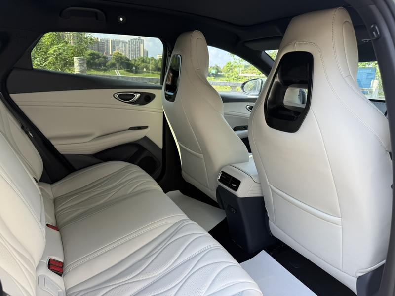 BYD Seal 06 GT, 2025 — фото 11 из 12