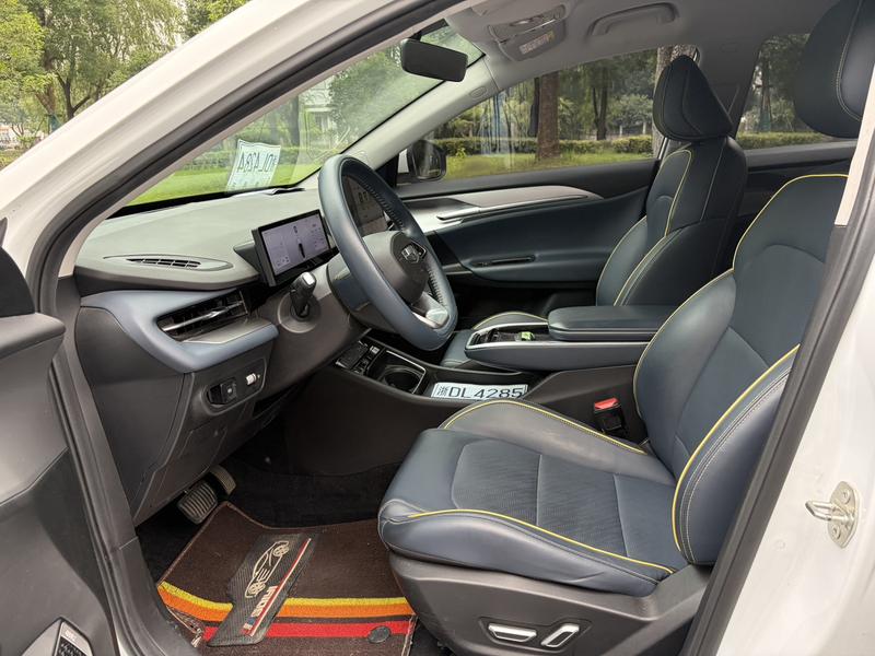 Geely Geometry G6, 2023 — фото 8 из 10