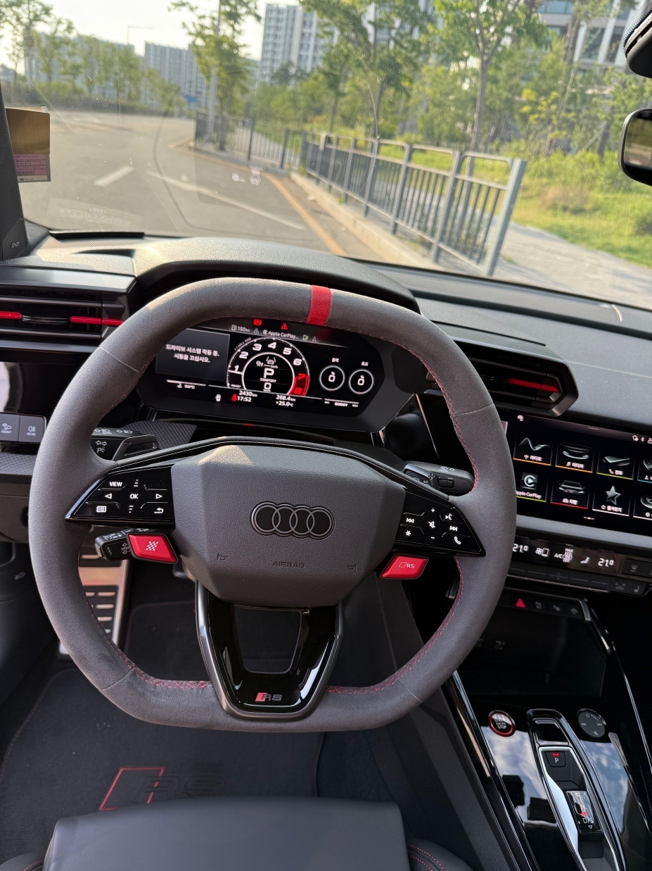 Audi RS 3, 2025 — фото 5 из 10