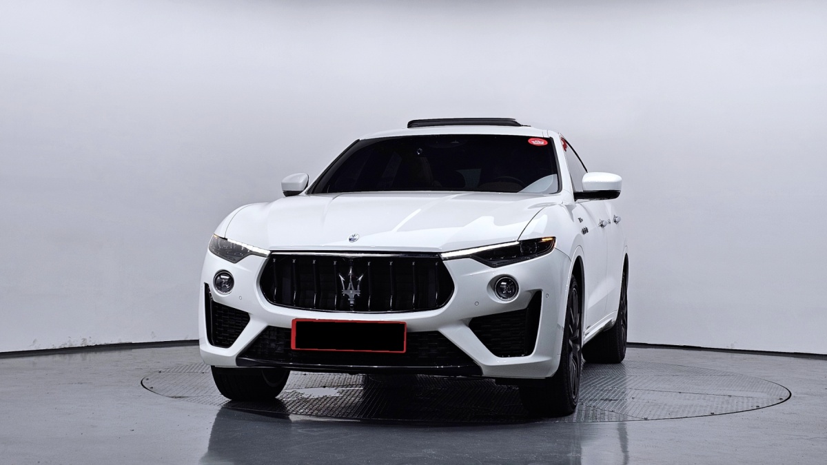 Maserati Levante, 2021 — фото 3 из 12