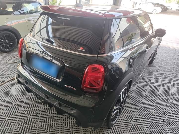 Mini Mini JCW, 2022 — фото 7 из 9