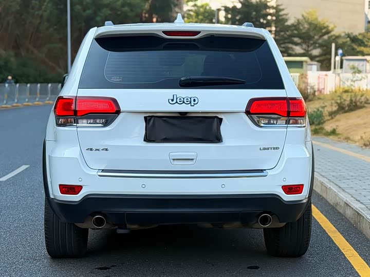 Jeep Grand Cherokee, 2022 — фото 6 из 12