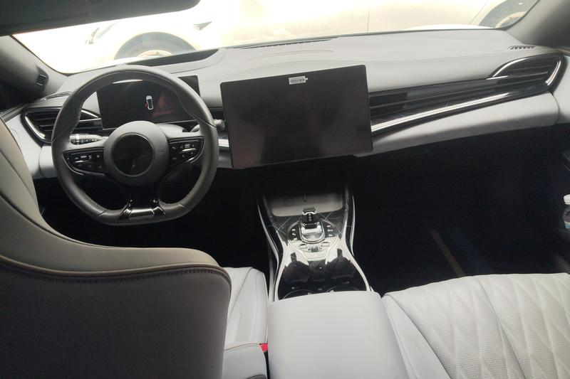 BYD Seal, 2022 — фото 7 из 12