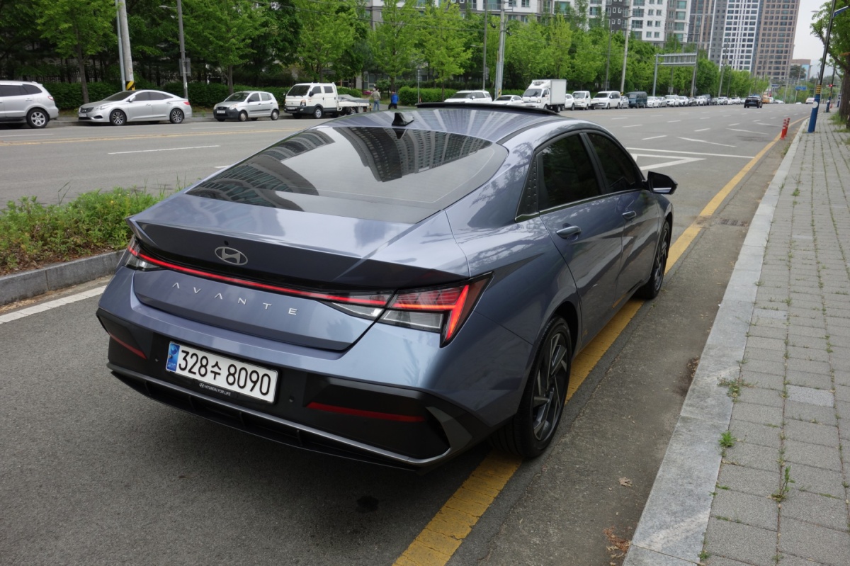 Hyundai Avante, 2023 — фото 7 из 12