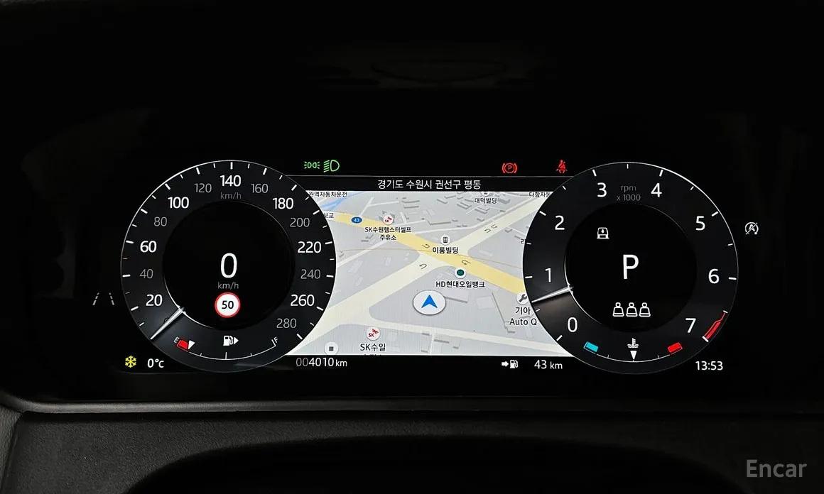 Land Rover Range Rover Velar, 2024 — фото 8 из 12