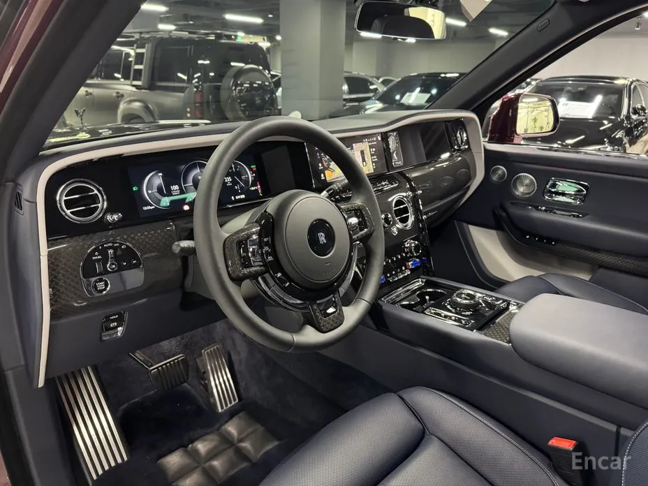 Rolls-Royce Cullinan, 2025 — фото 4 из 12