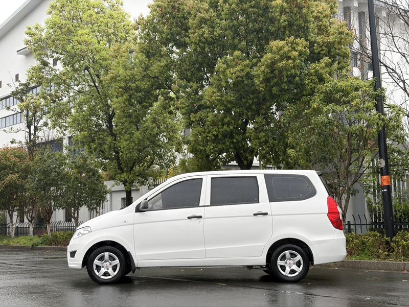 Wuling Hongguang, 2022 — фото 4 из 12