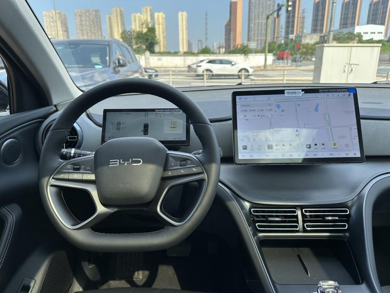 BYD Sea Lion 05 DM-i Hybrid, 2026 — фото 11 из 12