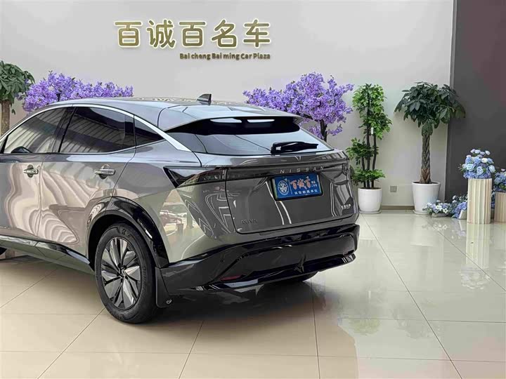 Nissan Ariya EV, 2023 — фото 8 из 9