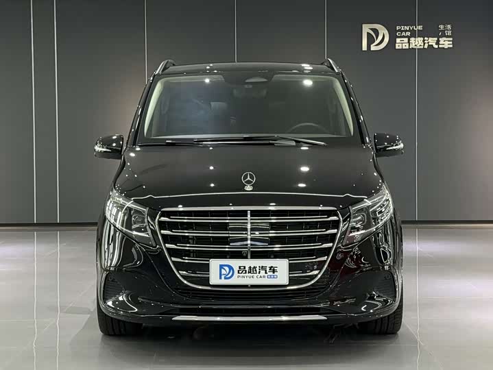 Mercedes-Benz V-Class, 2024 — фото 2 из 9