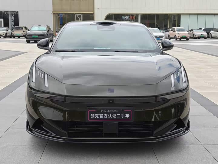 Lynk & Co 30 EM-P Hybrid, 2025 — фото 2 из 9