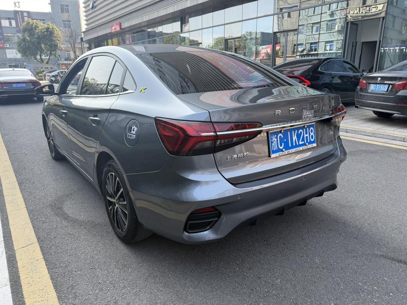 Roewe i5, 2022 — фото 4 из 10