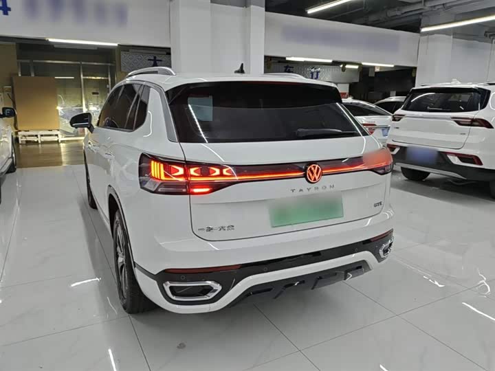Volkswagen Tayron GTE Hybrid, 2022 — фото 5 из 9
