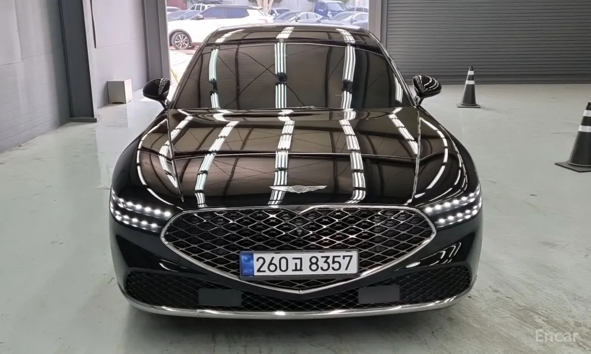 Genesis G90, 2022 — фото 3 из 12