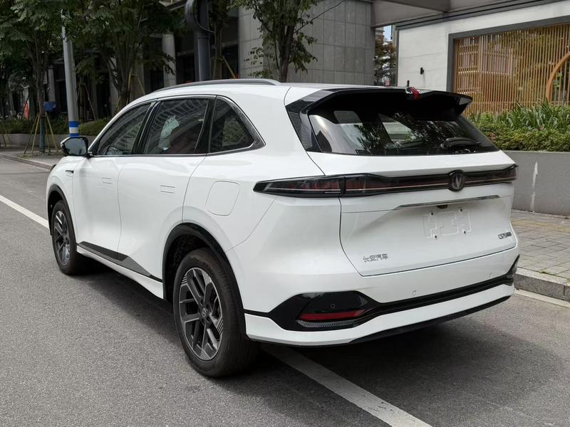 Changan CS75 Plus, 2025 — фото 5 из 12