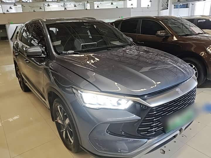 BYD Song Pro Hybrid, 2023 — фото 4 из 9