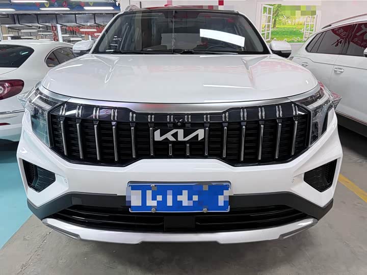 Kia Sportage GT-line, 2022 — фото 2 из 9
