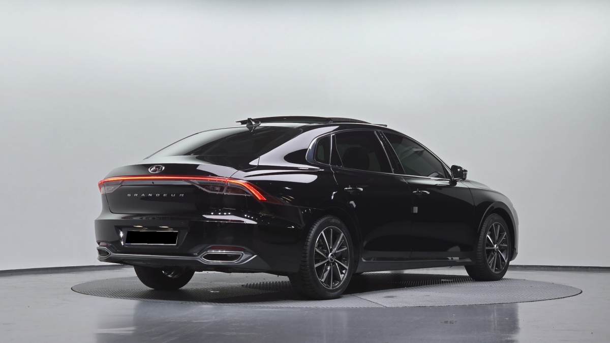 Hyundai Grandeur, 2022 — фото 2 из 12