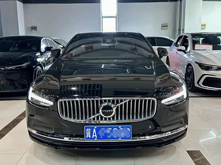 Volvo S90, 2024 — фото 2 из 9