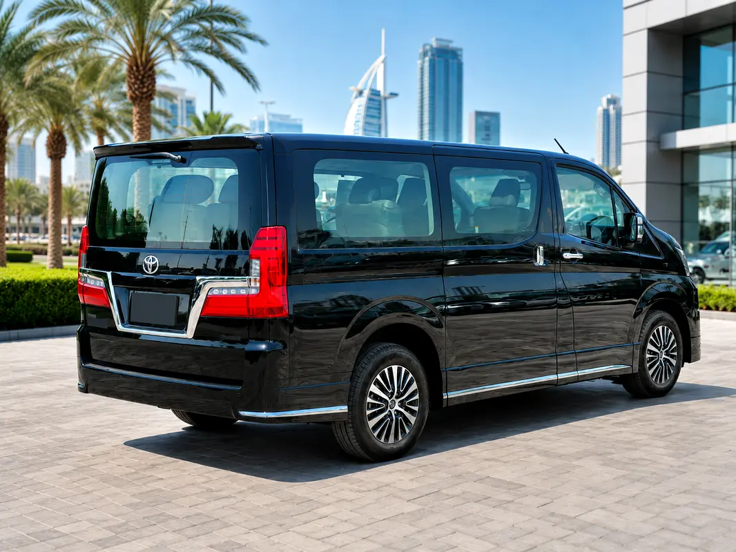 Toyota Granvia, 2026 — фото 10 из 10