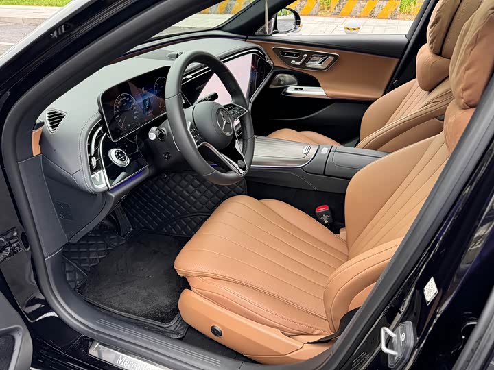 Mercedes-Benz E-Class, 2024 — фото 8 из 9