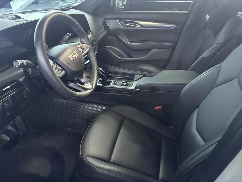 Cadillac CT5, 2024 — фото 9 из 11