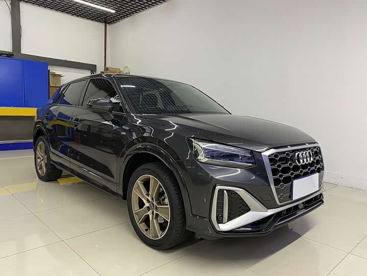 Audi Q2L, 2021 — фото 3 из 9