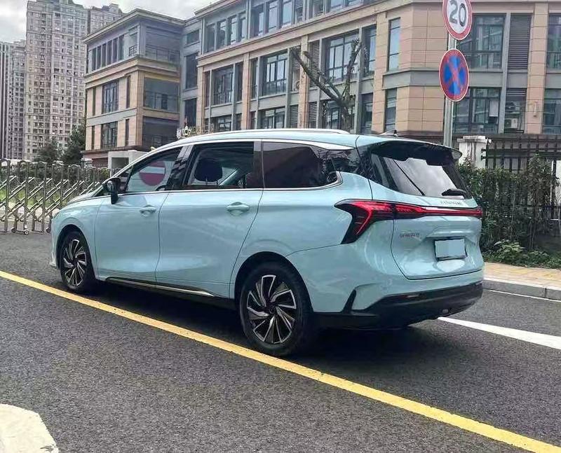 Dongfeng Forthing Yacht, 2022 — фото 4 из 12