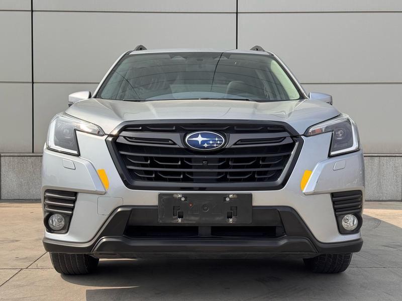 Subaru Forester, 2022 — фото 2 из 12
