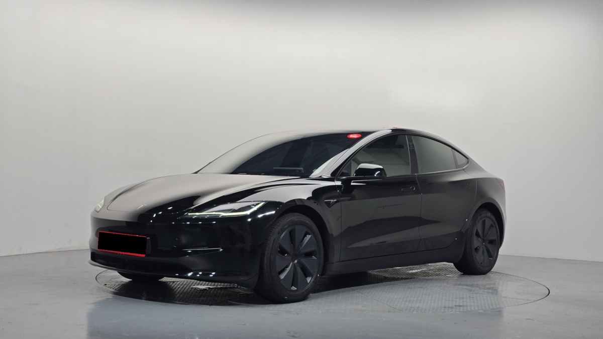 Tesla Model 3, 2024 — купить в Москве под ключ