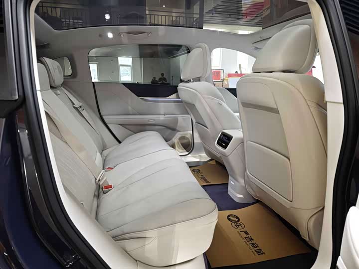 Buick Electra L7, 2025 — фото 9 из 9