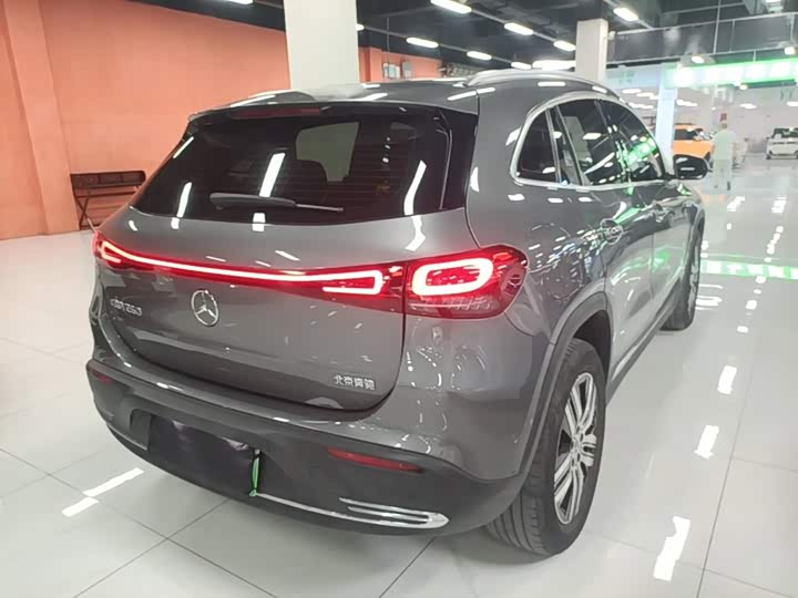 Mercedes-Benz EQA, 2023 — фото 7 из 9